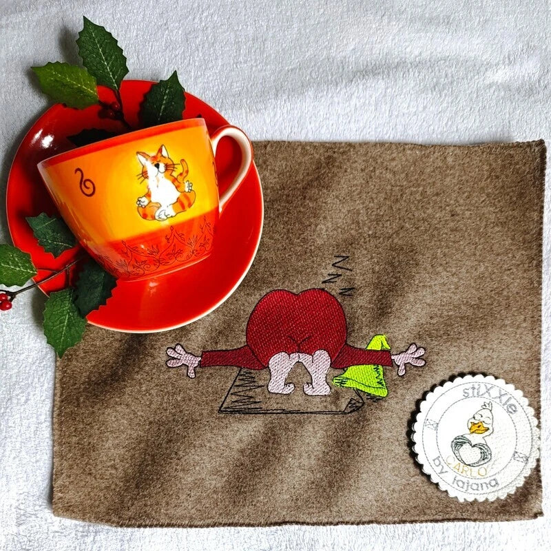 Wichtel Yoga Stickdatei frech – ITH Anhänger