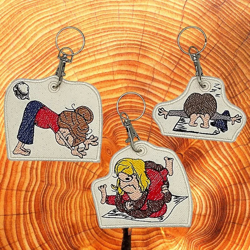 Wichtel Yoga Stickdatei frech – ITH Anhänger