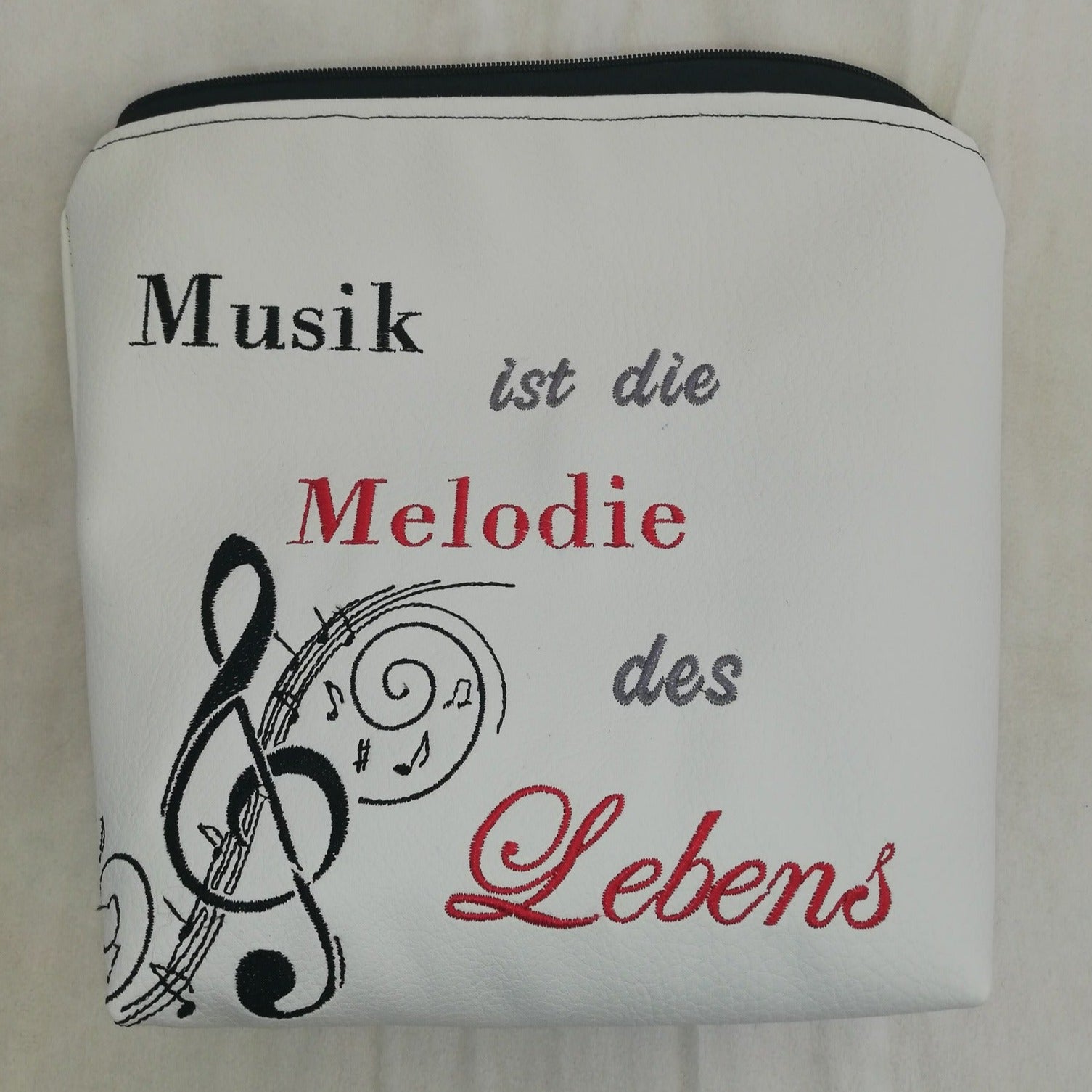 Stickdatei Sprüche Musik Notenschlüssel von stiXXie by lajana