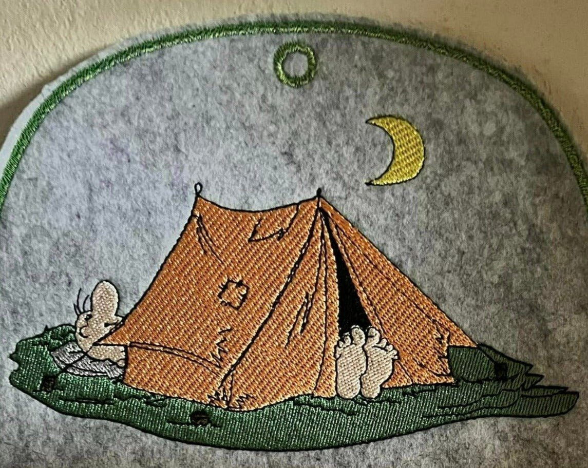 Stickdatei Camping Zelt von stiXXie by lajana
